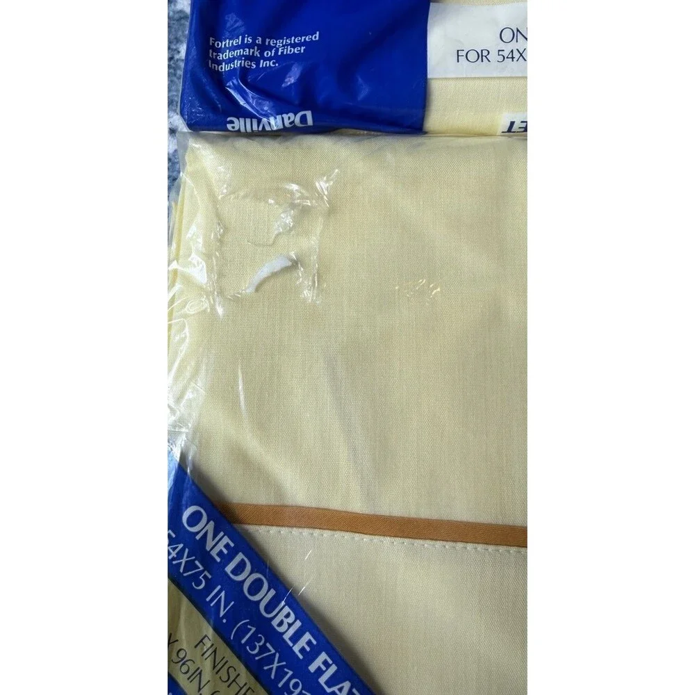 Vintage Dan River Fitted and Flat Yellow No-Iron Cotton Blend Double Sheet Set